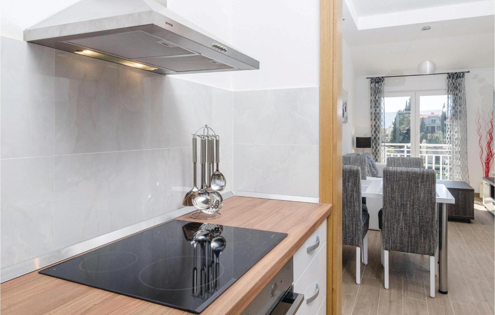 Nice Apartment In Blace With Wifi Exteriör bild