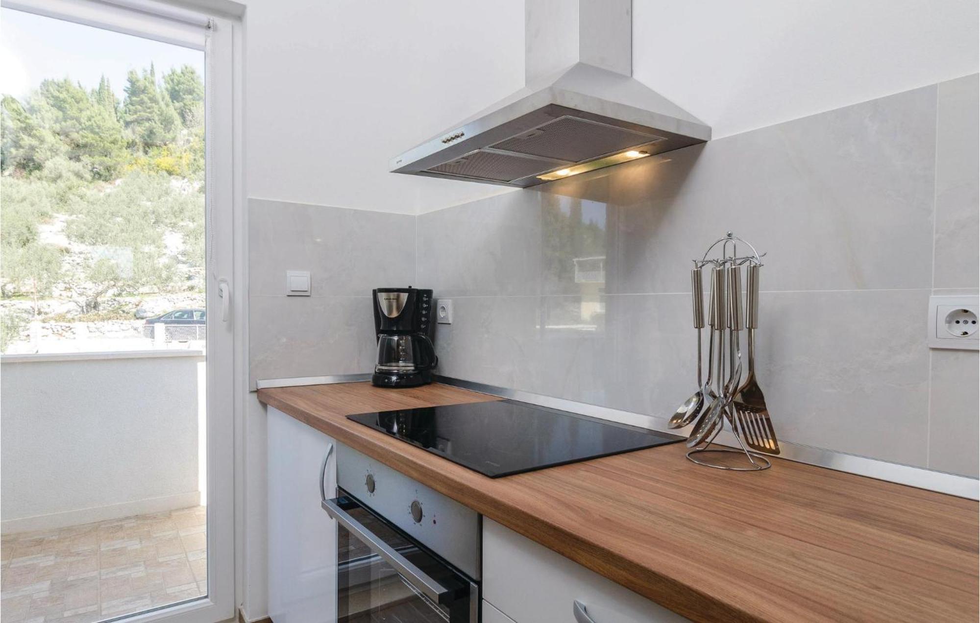 Nice Apartment In Blace With Wifi Exteriör bild